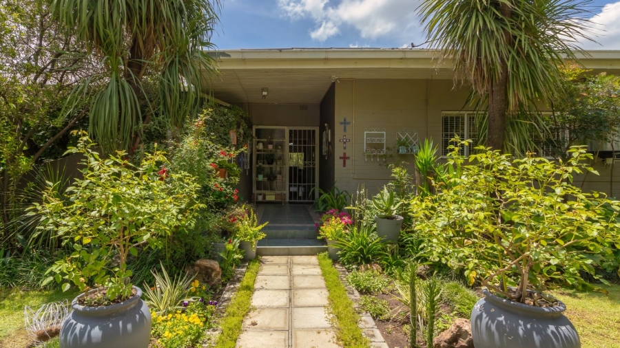 4 Bedroom Property for Sale in Wilgenhof Free State